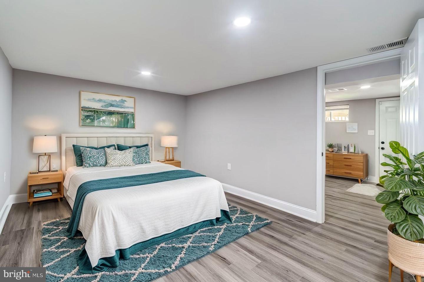 1902 GOOD HOPE RD SE, WASHINGTON, District Of Columbia 20020, 3 Bedrooms Bedrooms, ,2 BathroomsBathrooms,Residential,For sale,1902 GOOD HOPE RD SE,DCDC2193890 MLS # DCDC2193890