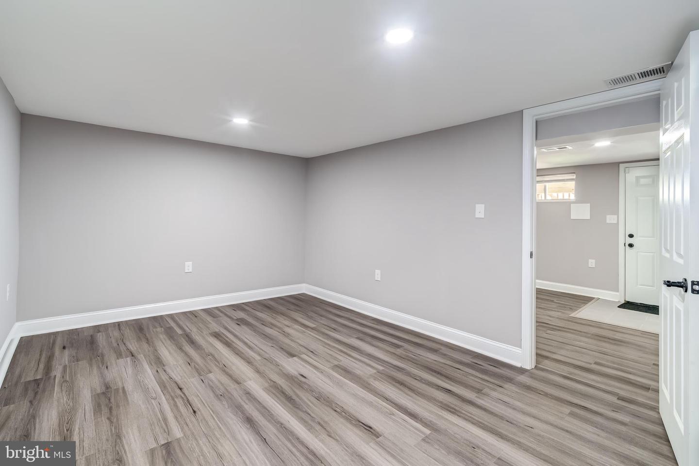 1902 GOOD HOPE RD SE, WASHINGTON, District Of Columbia 20020, 3 Bedrooms Bedrooms, ,2 BathroomsBathrooms,Residential,For sale,1902 GOOD HOPE RD SE,DCDC2193890 MLS # DCDC2193890