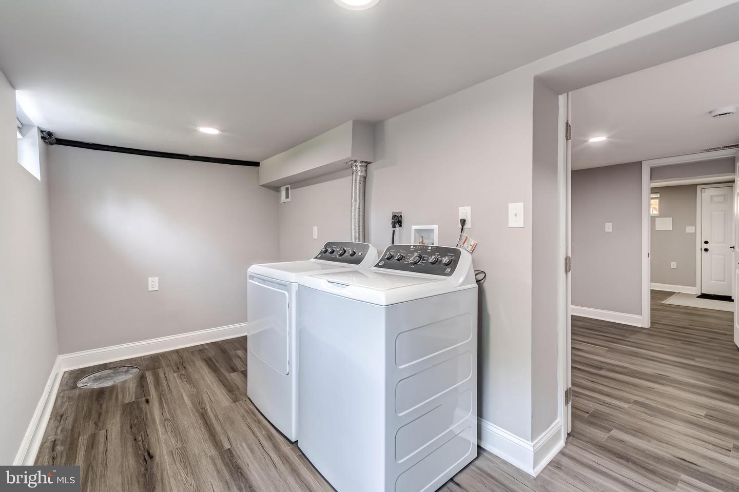1902 GOOD HOPE RD SE, WASHINGTON, District Of Columbia 20020, 3 Bedrooms Bedrooms, ,2 BathroomsBathrooms,Residential,For sale,1902 GOOD HOPE RD SE,DCDC2193890 MLS # DCDC2193890