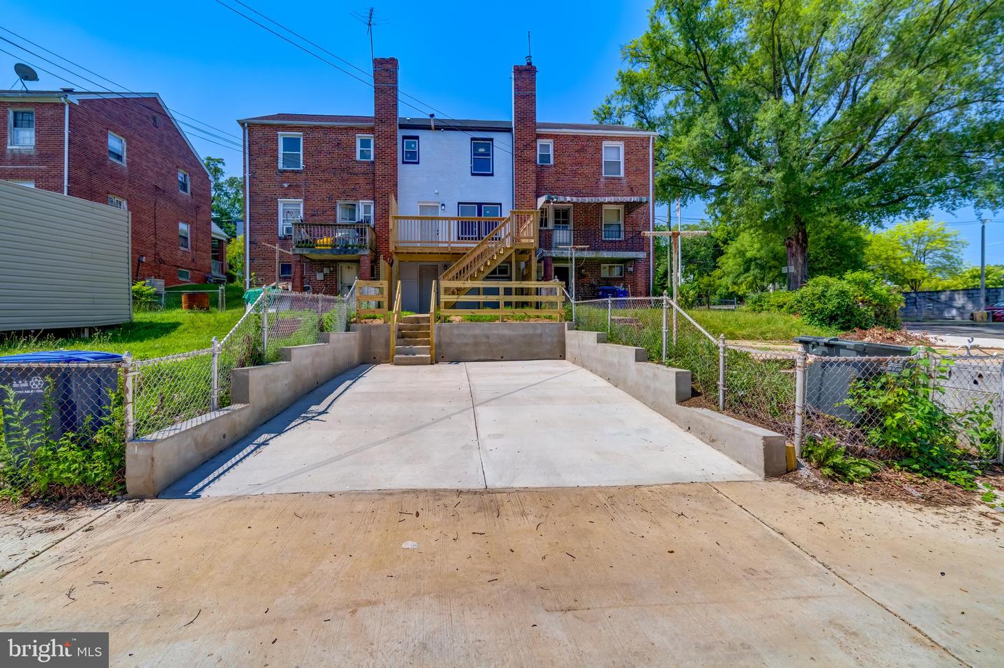 1902 GOOD HOPE RD SE, WASHINGTON, District Of Columbia 20020, 3 Bedrooms Bedrooms, ,2 BathroomsBathrooms,Residential,For sale,1902 GOOD HOPE RD SE,DCDC2193890 MLS # DCDC2193890