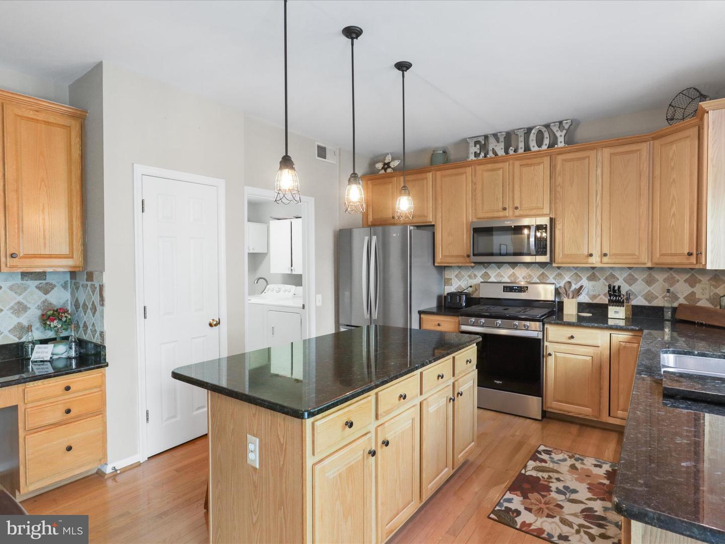 14955 CHICORY CT, WOODBRIDGE, Virginia 22193, 4 Bedrooms Bedrooms, ,3 BathroomsBathrooms,Residential,For sale,14955 CHICORY CT,VAPW2091630 MLS # VAPW2091630