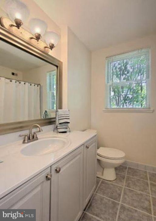 4217 32ND RD S, ARLINGTON, Virginia 22206, 3 Bedrooms Bedrooms, ,2 BathroomsBathrooms,Residential,For sale,4217 32ND RD S,VAAR2056668 MLS # VAAR2056668
