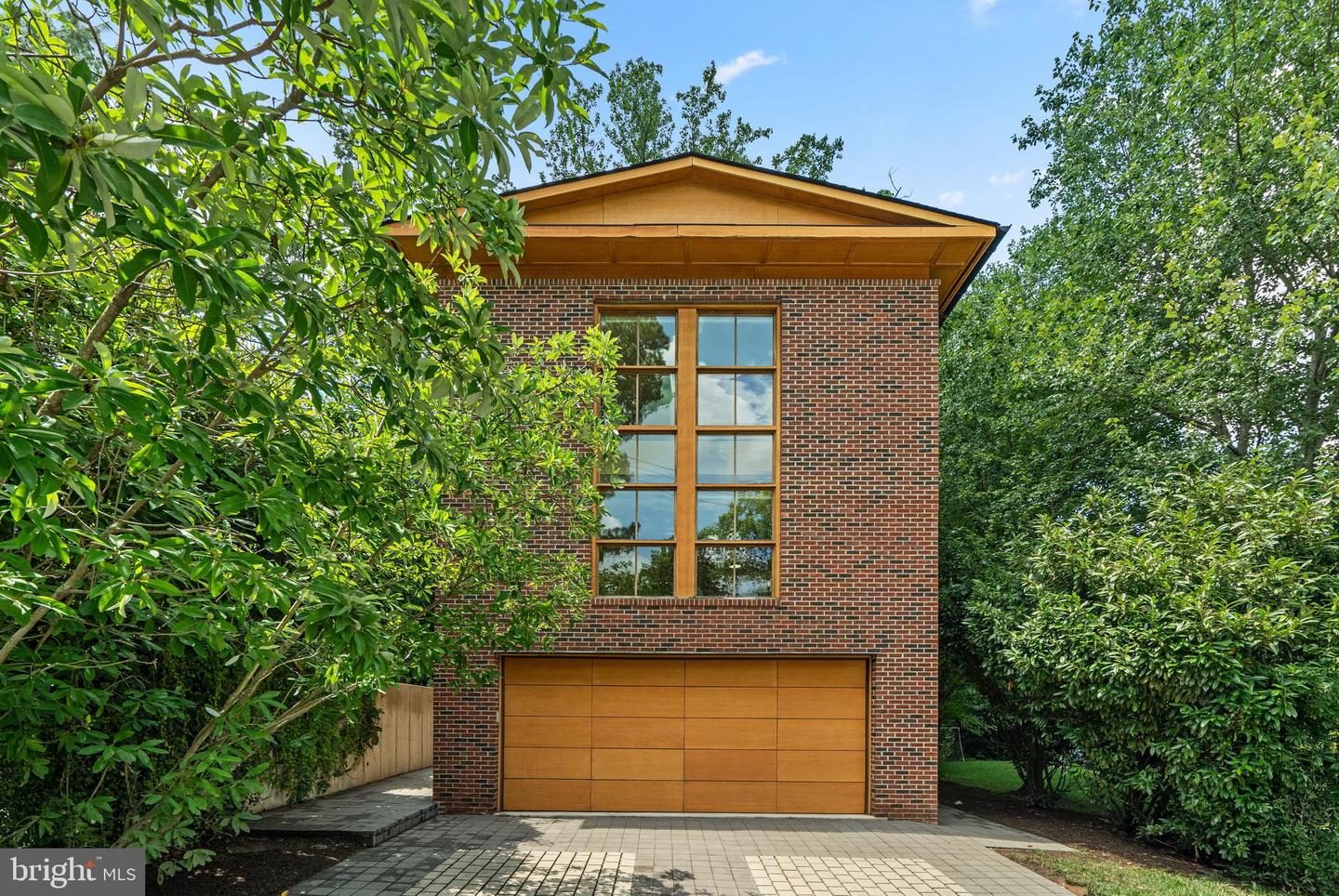 2504 BUCKELEW DR, FALLS CHURCH, Virginia 22046, 4 Bedrooms Bedrooms, ,3 BathroomsBathrooms,Residential,For sale,2504 BUCKELEW DR,VAFX2243774 MLS # VAFX2243774