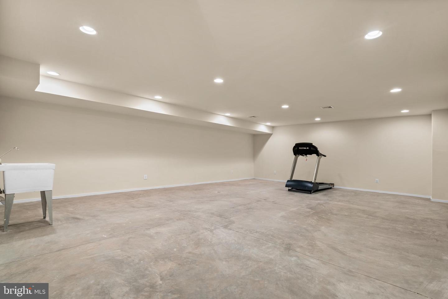 2504 BUCKELEW DR, FALLS CHURCH, Virginia 22046, 4 Bedrooms Bedrooms, ,3 BathroomsBathrooms,Residential,For sale,2504 BUCKELEW DR,VAFX2243774 MLS # VAFX2243774