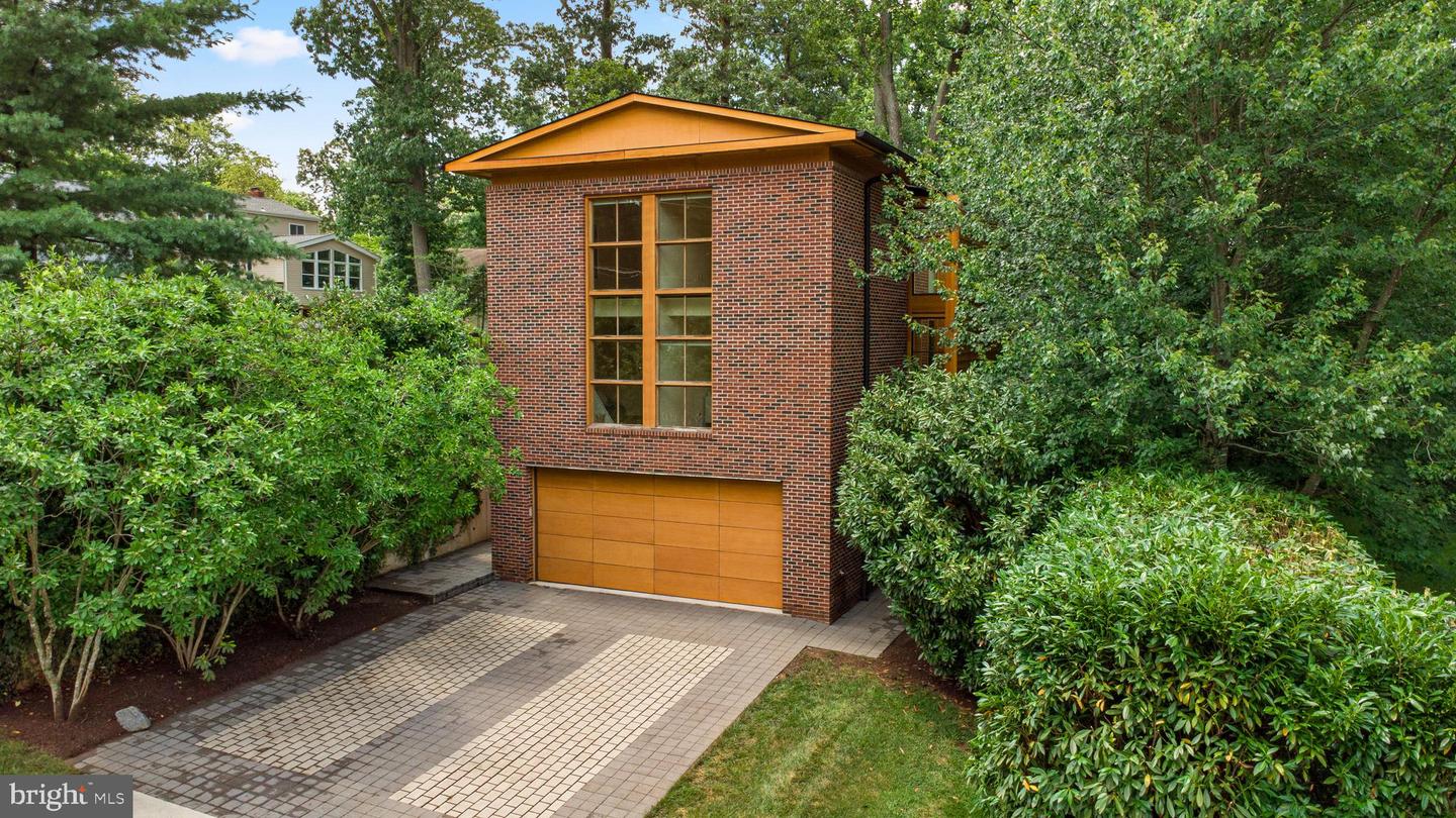 2504 BUCKELEW DR, FALLS CHURCH, Virginia 22046, 4 Bedrooms Bedrooms, ,3 BathroomsBathrooms,Residential,For sale,2504 BUCKELEW DR,VAFX2243774 MLS # VAFX2243774