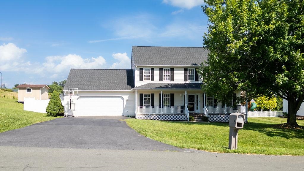 38 BOYINGTON BLVD, WAYNESBORO, Virginia 22980, 3 Bedrooms Bedrooms, ,2 BathroomsBathrooms,Residential,38 BOYINGTON BLVD,666465 MLS # 666465