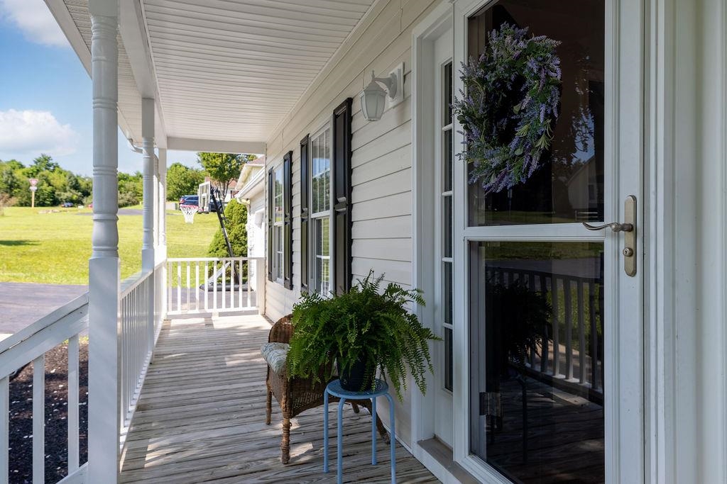38 BOYINGTON BLVD, WAYNESBORO, Virginia 22980, 3 Bedrooms Bedrooms, ,2 BathroomsBathrooms,Residential,38 BOYINGTON BLVD,666465 MLS # 666465