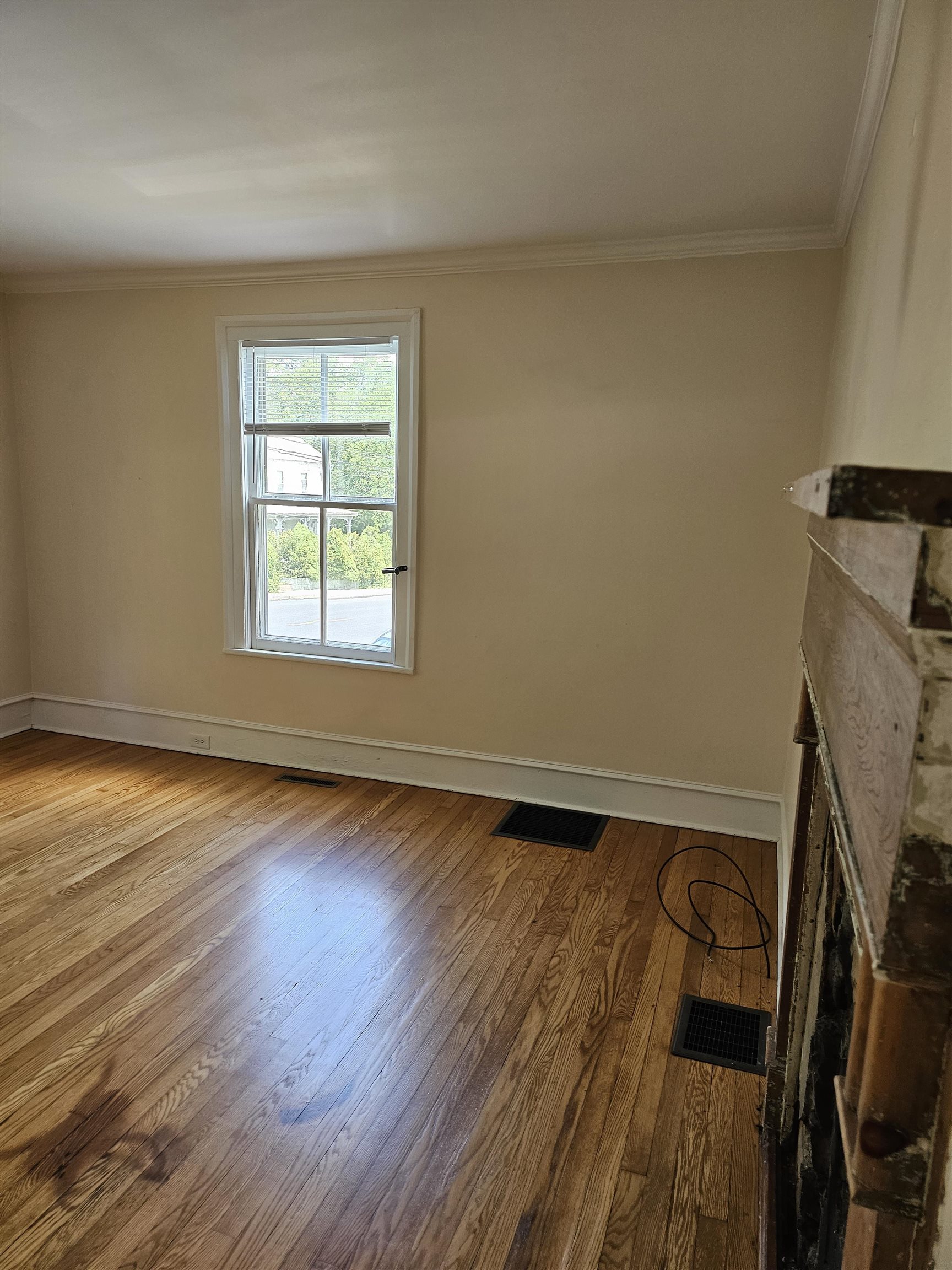 311 LEWIS ST, STAUNTON, Virginia 24401, 2 Bedrooms Bedrooms, ,2 BathroomsBathrooms,Residential,311 LEWIS ST,666467 MLS # 666467