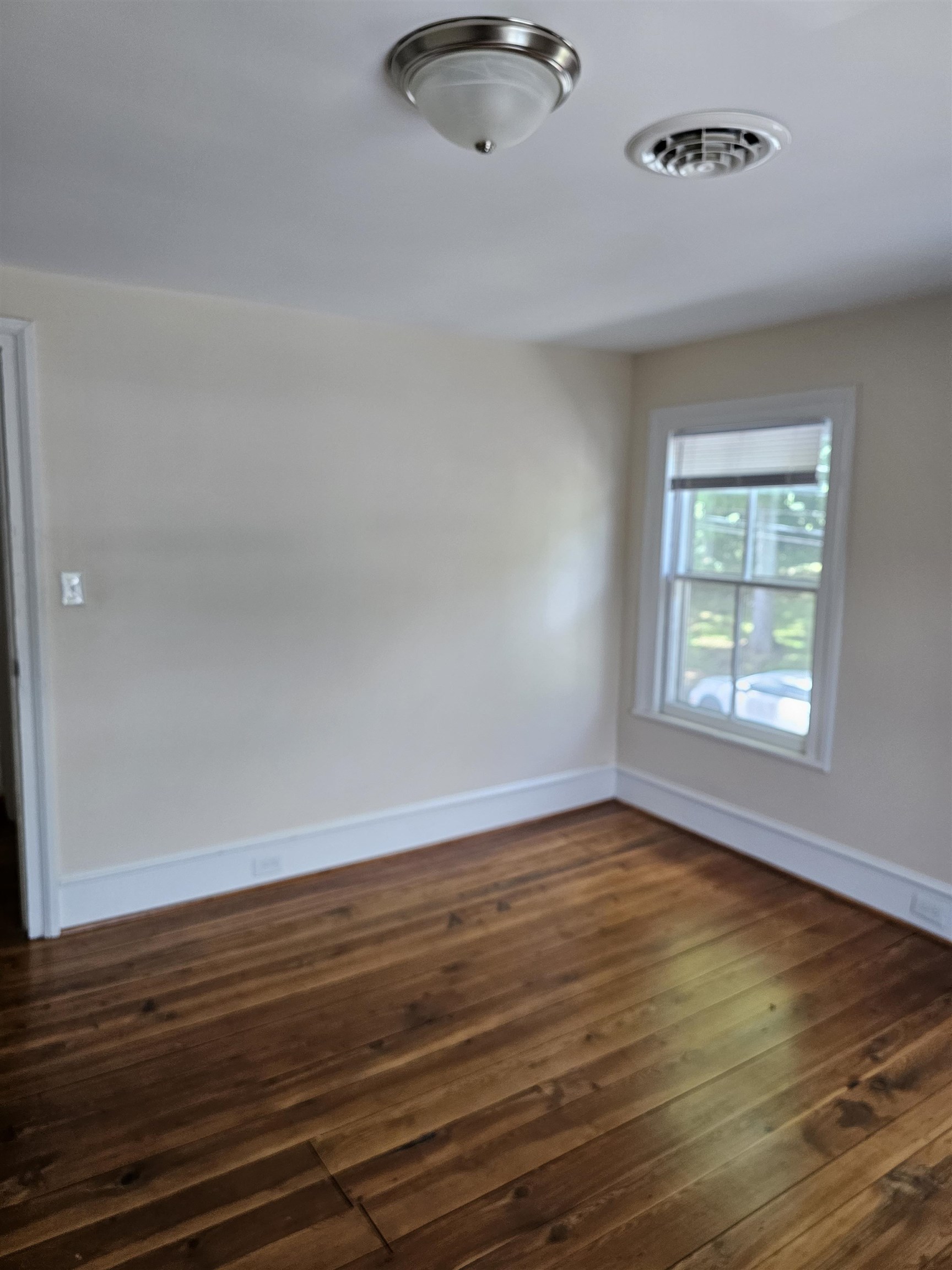 311 LEWIS ST, STAUNTON, Virginia 24401, 2 Bedrooms Bedrooms, ,2 BathroomsBathrooms,Residential,311 LEWIS ST,666467 MLS # 666467