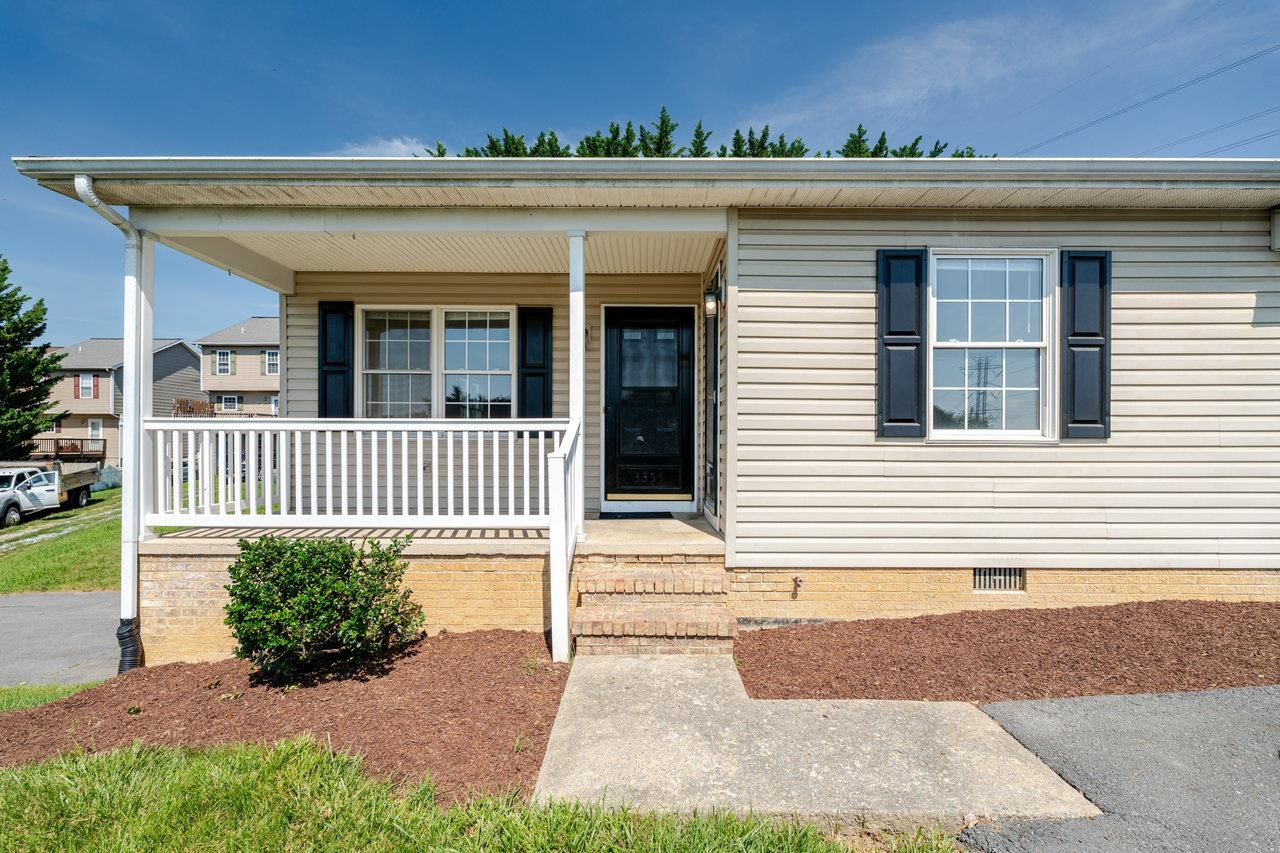 3355 DAWN DR, HARRISONBURG, Virginia 22801, 3 Bedrooms Bedrooms, ,3 BathroomsBathrooms,Residential,3355 DAWN DR,666475 MLS # 666475