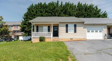 3355 DAWN DR, HARRISONBURG, Virginia 22801, 3 Bedrooms Bedrooms, ,3 BathroomsBathrooms,Residential,3355 DAWN DR,666475 MLS # 666475