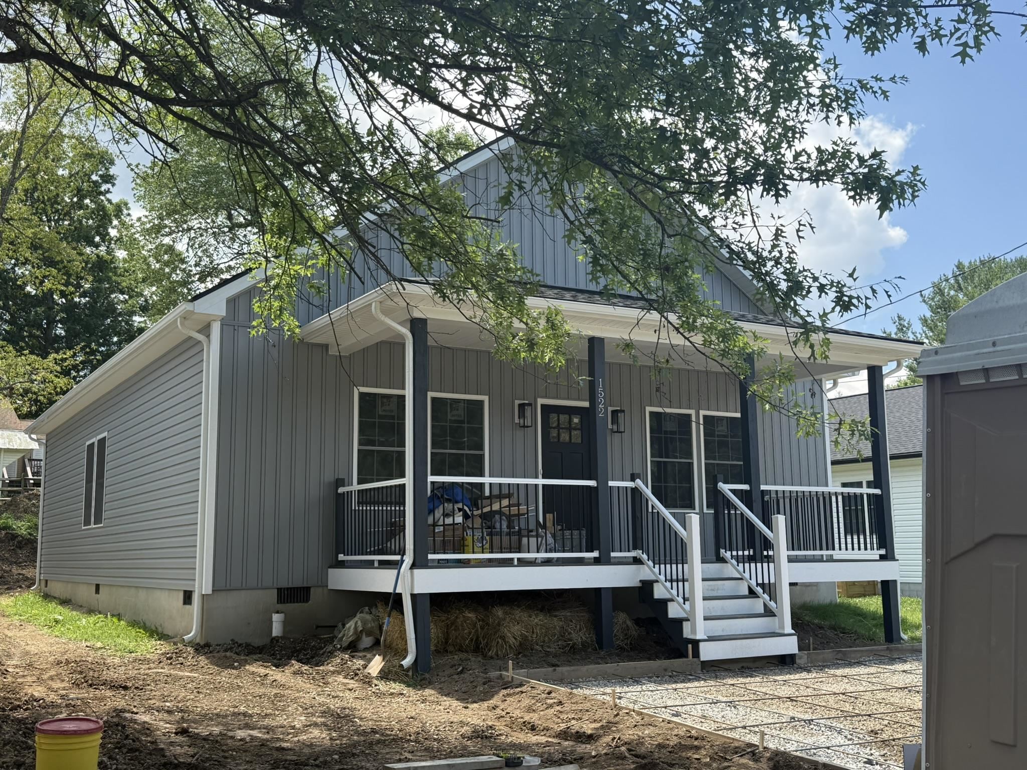 1522 2ND ST, WAYNESBORO, Virginia 22980, 3 Bedrooms Bedrooms, ,2 BathroomsBathrooms,Residential,1522 2ND ST,666503 MLS # 666503