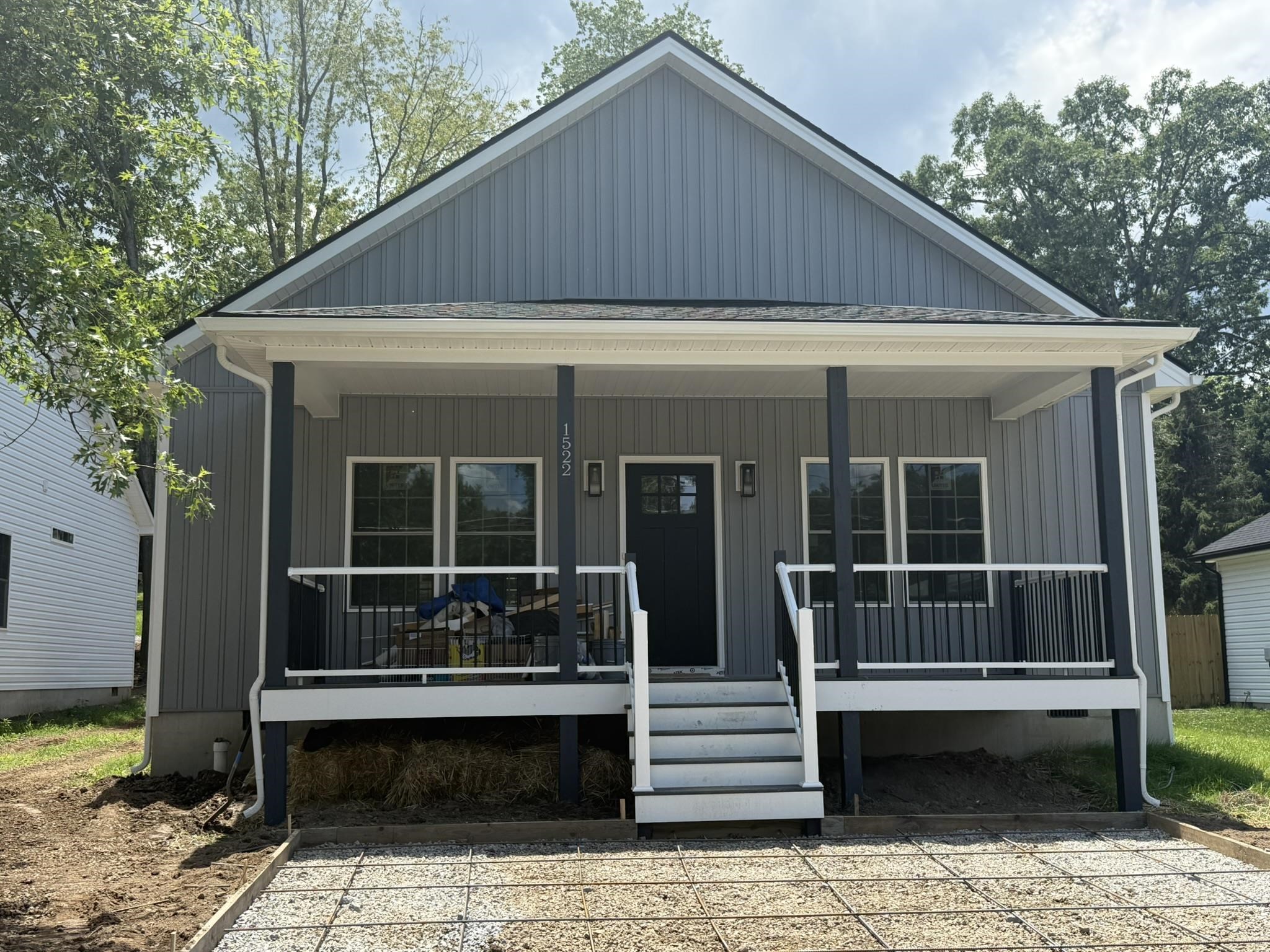 1522 2ND ST, WAYNESBORO, Virginia 22980, 3 Bedrooms Bedrooms, ,2 BathroomsBathrooms,Residential,1522 2ND ST,666503 MLS # 666503