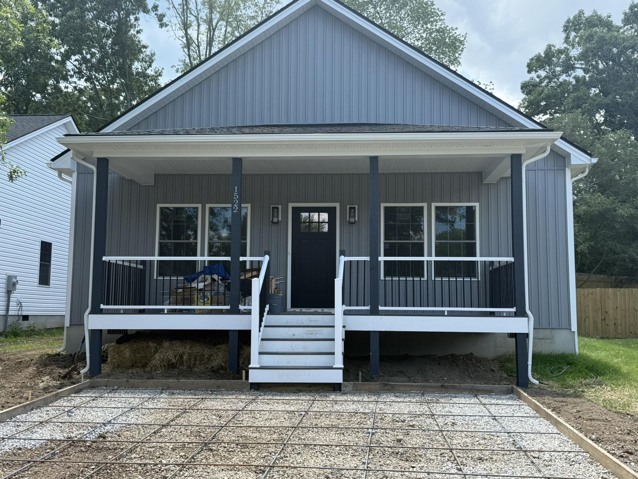 1522 2ND ST, WAYNESBORO, Virginia 22980, 3 Bedrooms Bedrooms, ,2 BathroomsBathrooms,Residential,1522 2ND ST,666503 MLS # 666503