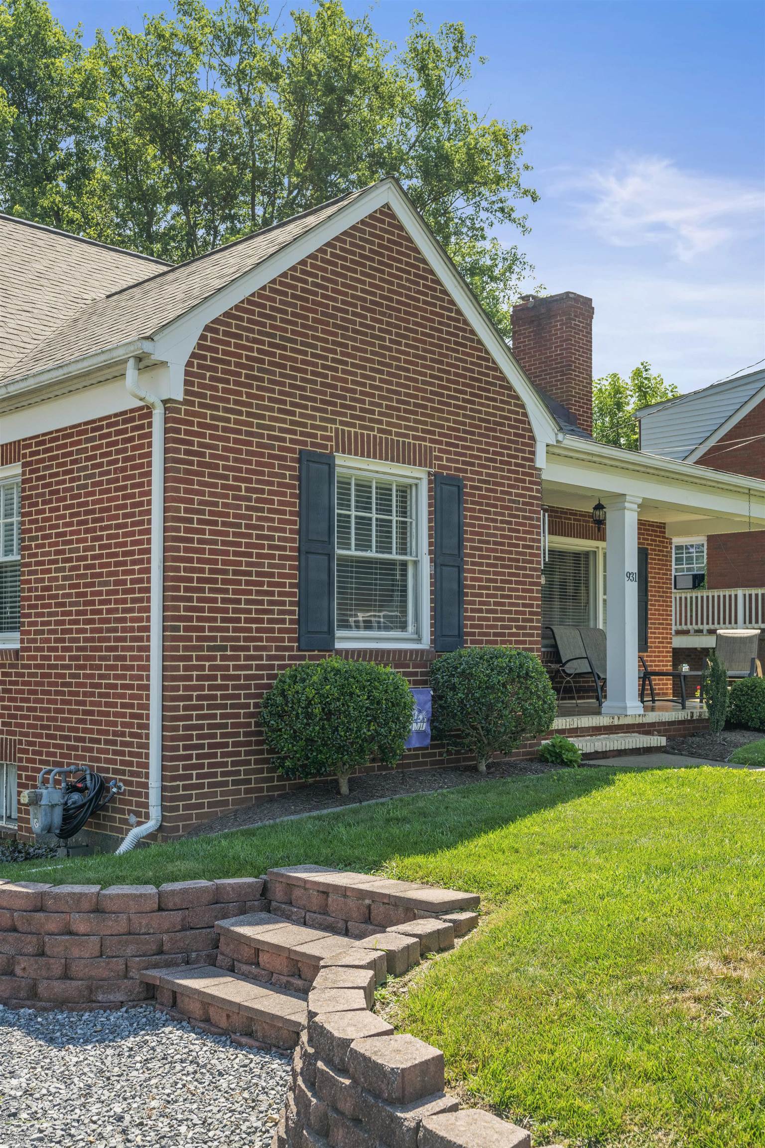 931 BRIDGE AVE, WAYNESBORO, Virginia 22980, 3 Bedrooms Bedrooms, ,1 BathroomBathrooms,Residential,931 BRIDGE AVE,666505 MLS # 666505