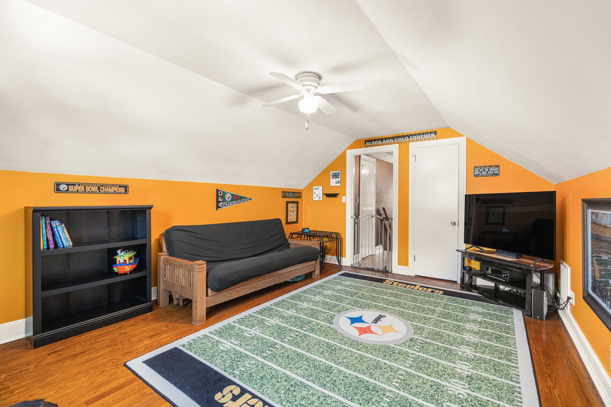 931 BRIDGE AVE, WAYNESBORO, Virginia 22980, 3 Bedrooms Bedrooms, ,1 BathroomBathrooms,Residential,931 BRIDGE AVE,666505 MLS # 666505