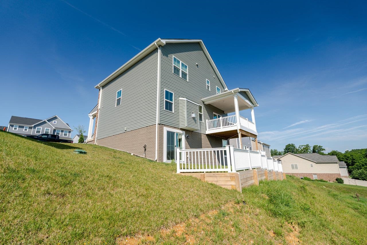 2758 DORVAL RD, HARRISONBURG, Virginia 22801, 5 Bedrooms Bedrooms, ,3 BathroomsBathrooms,Residential,2758 DORVAL RD,666506 MLS # 666506