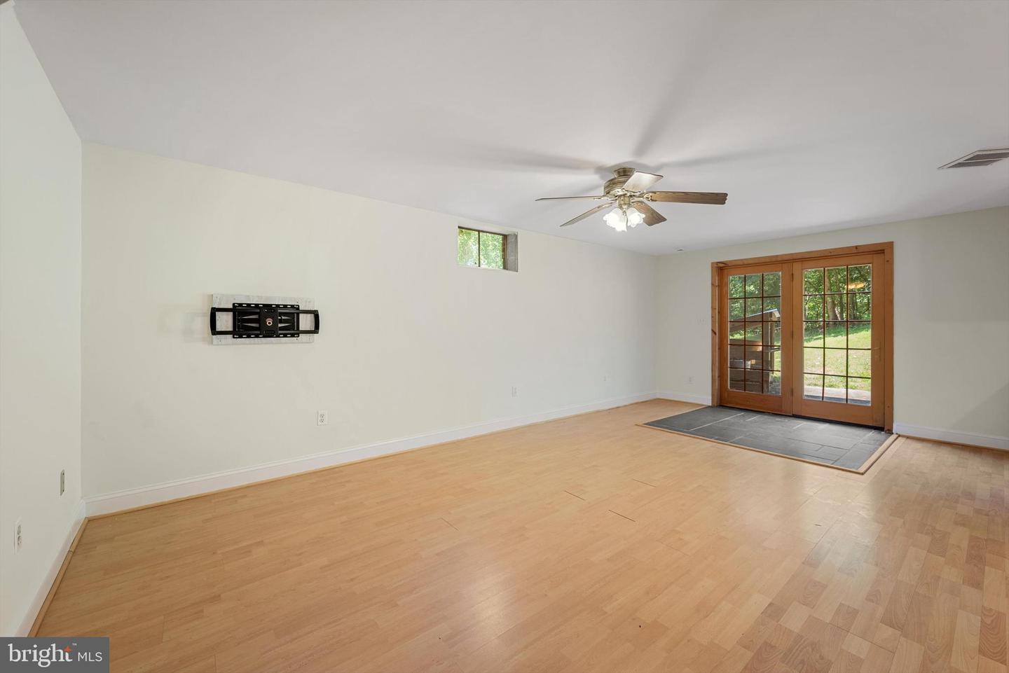 119 LAKEVIEW LN, BOYCE, Virginia 22620, 3 Bedrooms Bedrooms, ,2 BathroomsBathrooms,Residential,For sale,119 LAKEVIEW LN,VACL2003842 MLS # VACL2003842