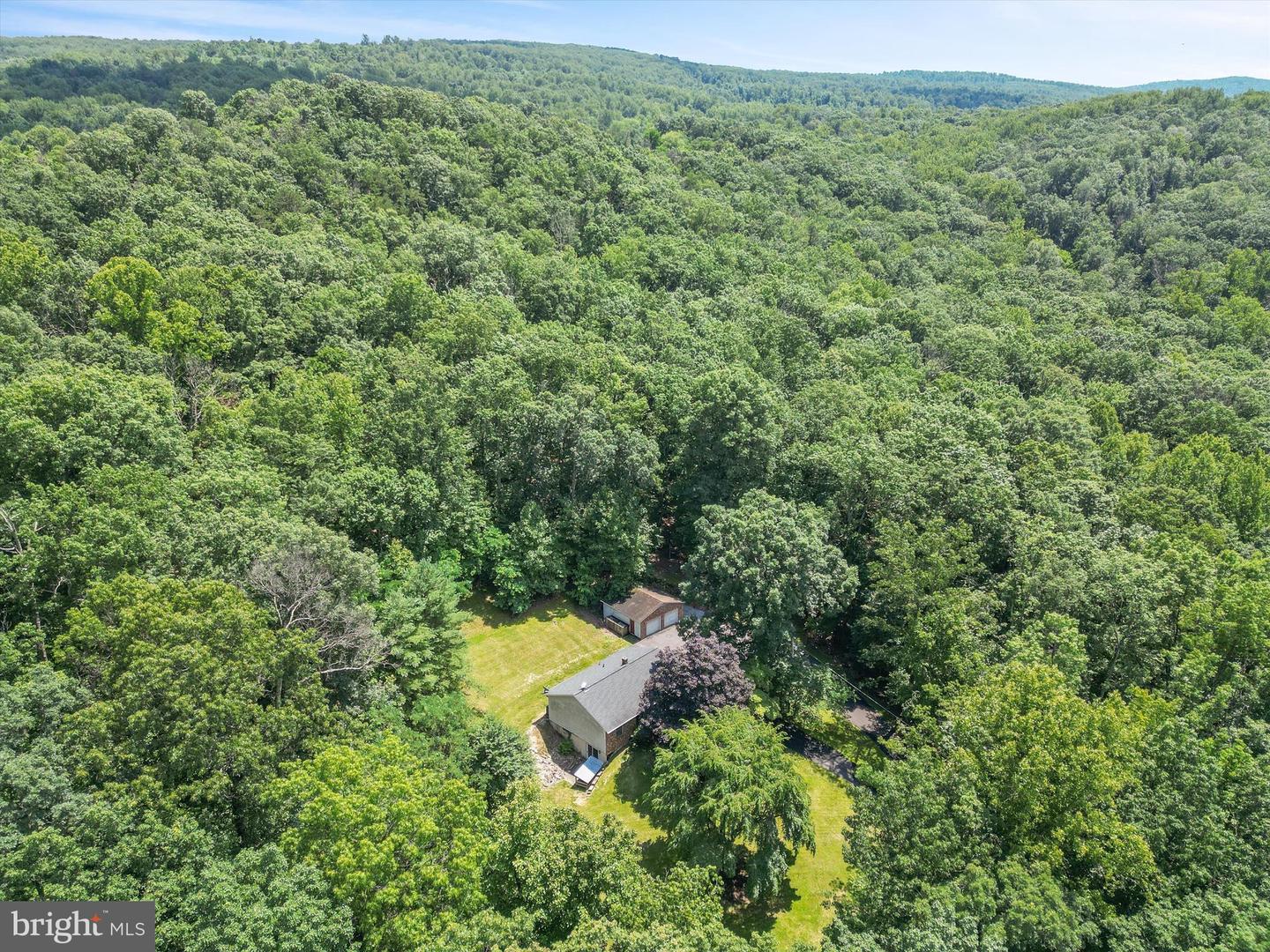 119 LAKEVIEW LN, BOYCE, Virginia 22620, 3 Bedrooms Bedrooms, ,2 BathroomsBathrooms,Residential,For sale,119 LAKEVIEW LN,VACL2003842 MLS # VACL2003842