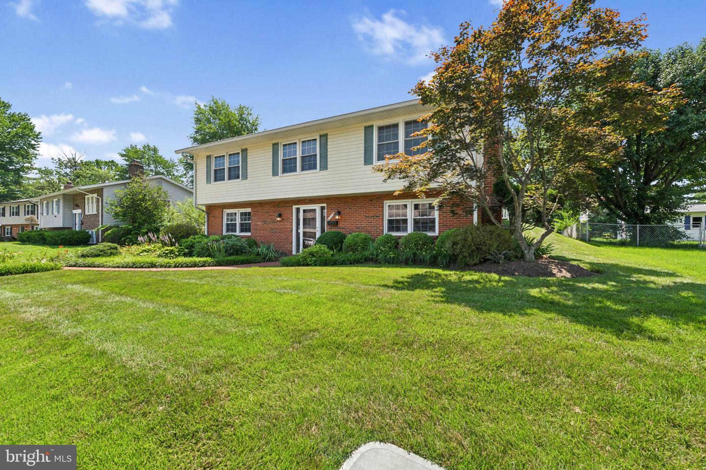 9715 BOTSFORD RD, MANASSAS, Virginia 20109, 4 Bedrooms Bedrooms, ,3 BathroomsBathrooms,Residential,For sale,9715 BOTSFORD RD,VAPW2096928 MLS # VAPW2096928