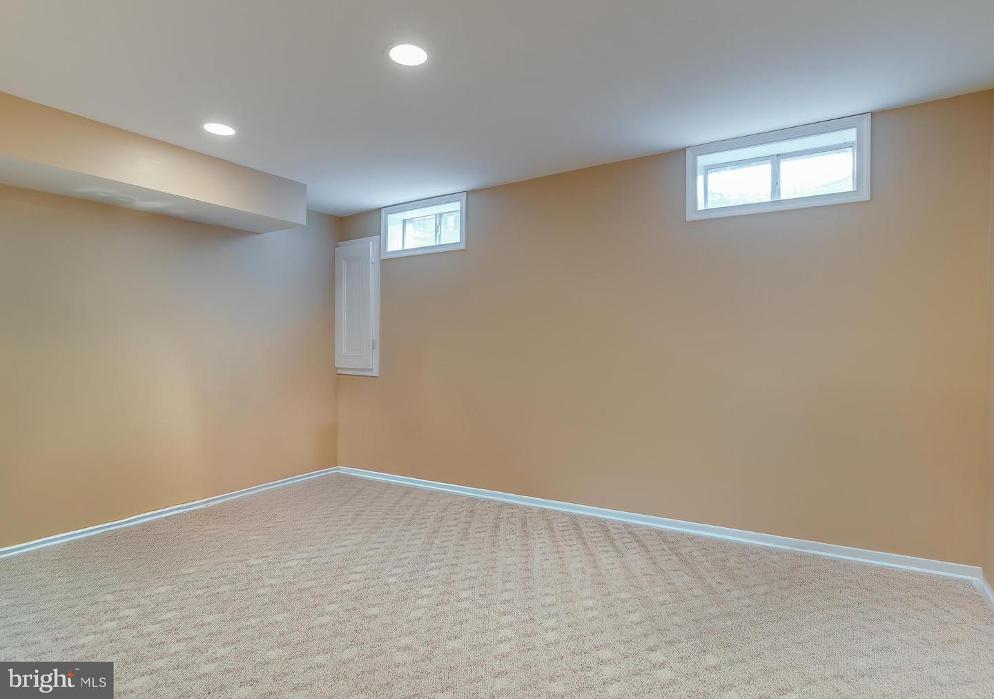 890 AMBLESIDE DR, CULPEPER, Virginia 22701, 4 Bedrooms Bedrooms, ,3 BathroomsBathrooms,Residential,For sale,890 AMBLESIDE DR,VACU2010824 MLS # VACU2010824