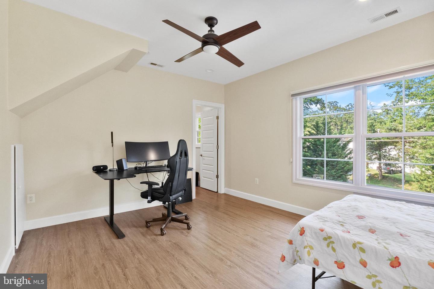 5104 BIRCH LN, ANNANDALE, Virginia 22003, 5 Bedrooms Bedrooms, ,4 BathroomsBathrooms,Residential,For sale,5104 BIRCH LN,VAFX2249254 MLS # VAFX2249254