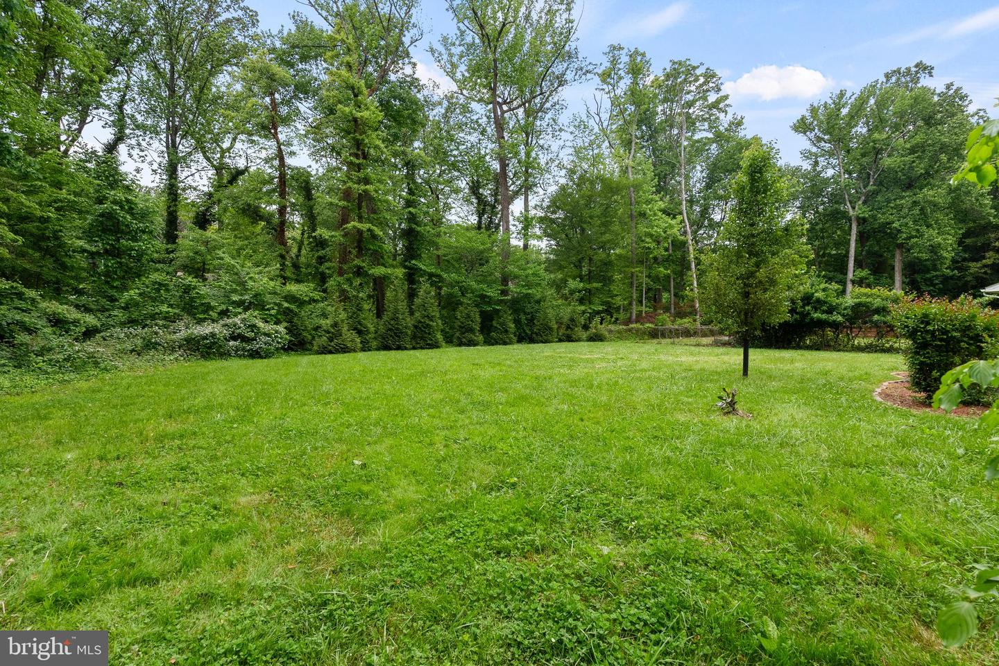 5104 BIRCH LN, ANNANDALE, Virginia 22003, 5 Bedrooms Bedrooms, ,4 BathroomsBathrooms,Residential,For sale,5104 BIRCH LN,VAFX2249254 MLS # VAFX2249254