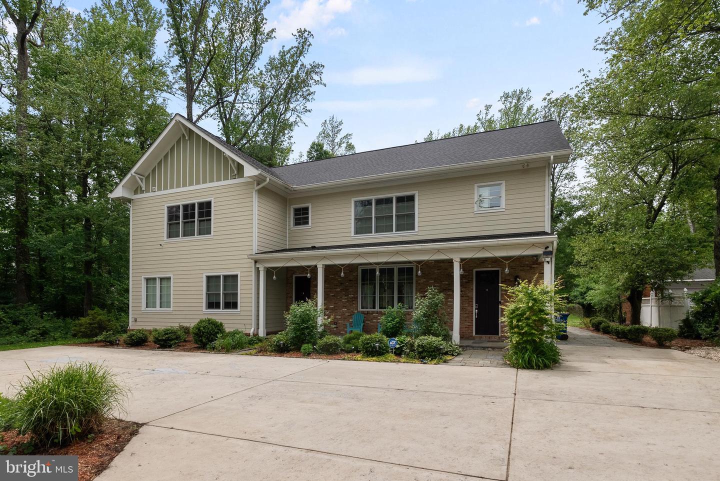 5104 BIRCH LN, ANNANDALE, Virginia 22003, 5 Bedrooms Bedrooms, ,4 BathroomsBathrooms,Residential,For sale,5104 BIRCH LN,VAFX2249254 MLS # VAFX2249254