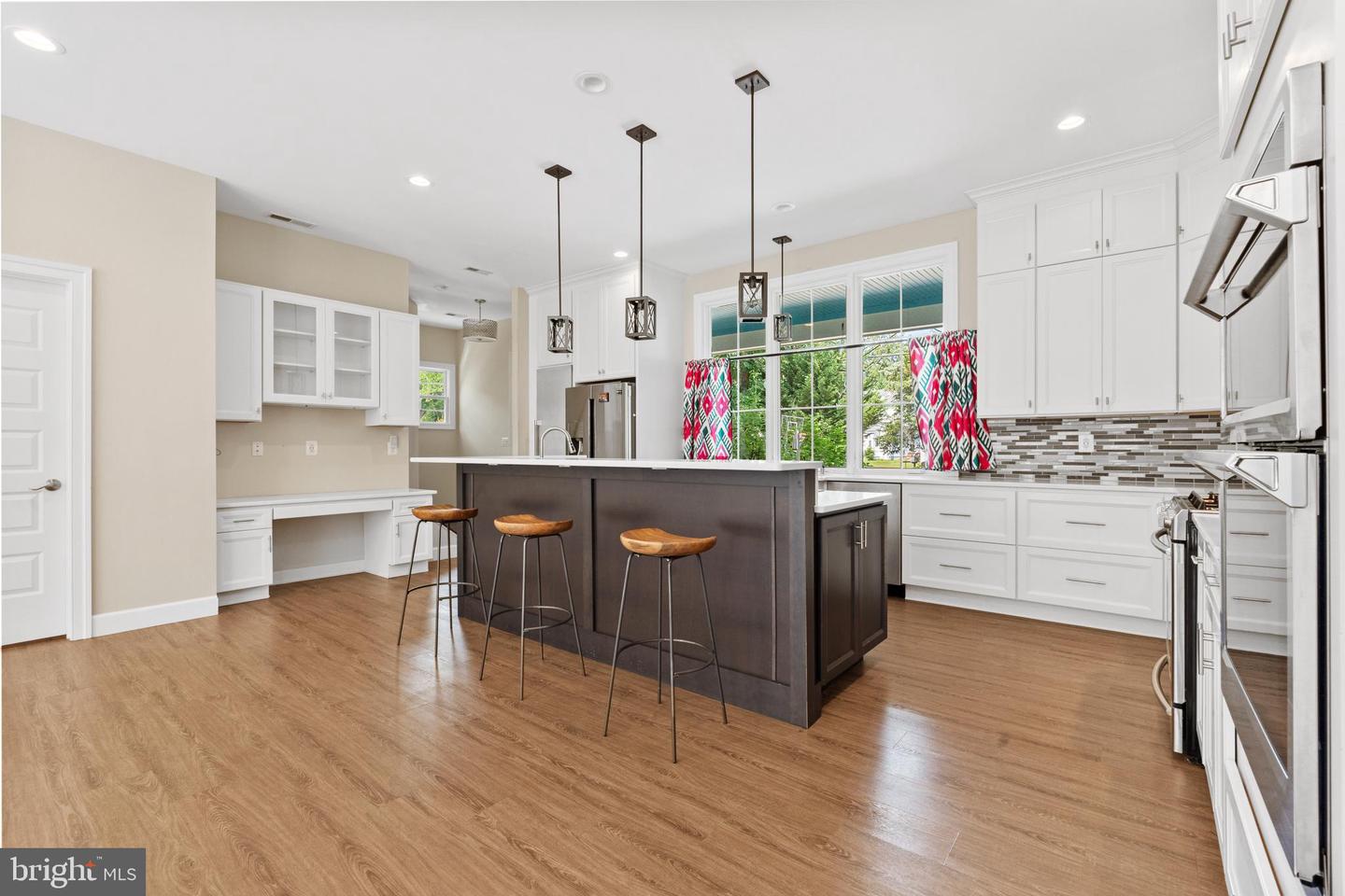 5104 BIRCH LN, ANNANDALE, Virginia 22003, 5 Bedrooms Bedrooms, ,4 BathroomsBathrooms,Residential,For sale,5104 BIRCH LN,VAFX2249254 MLS # VAFX2249254