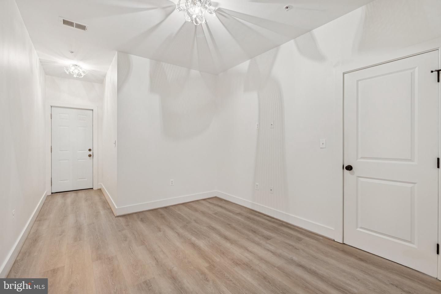429 20TH ST NE #1, WASHINGTON, District Of Columbia 20002, 2 Bedrooms Bedrooms, ,2 BathroomsBathrooms,Residential,For sale,429 20TH ST NE #1,DCDC2206916 MLS # DCDC2206916