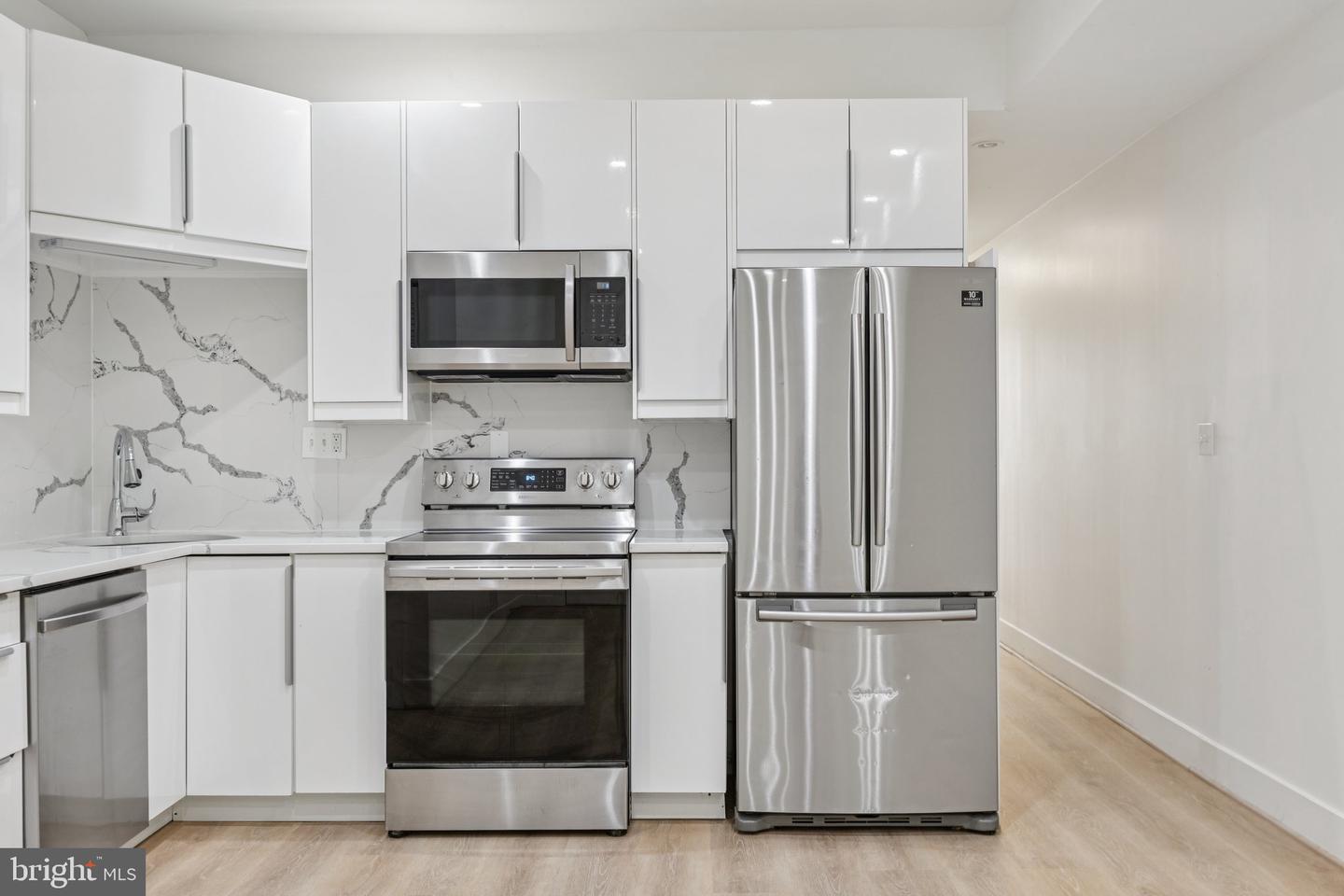 429 20TH ST NE #1, WASHINGTON, District Of Columbia 20002, 2 Bedrooms Bedrooms, ,2 BathroomsBathrooms,Residential,For sale,429 20TH ST NE #1,DCDC2206916 MLS # DCDC2206916