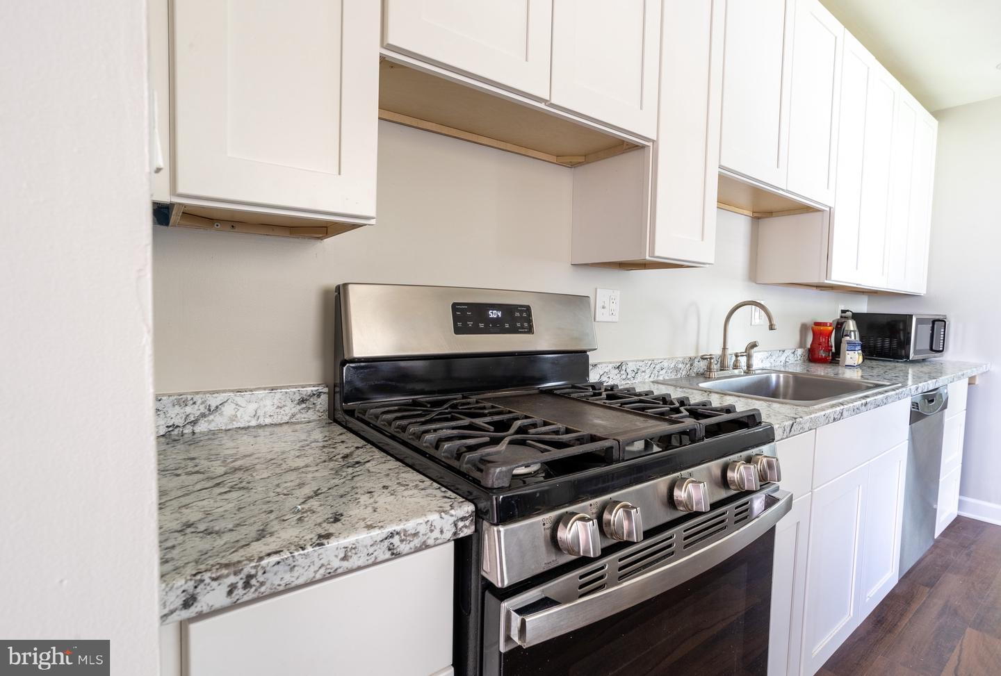 7526 ALBEMARLE DR, MANASSAS, Virginia 20111, 4 Bedrooms Bedrooms, ,2 BathroomsBathrooms,Residential,For sale,7526 ALBEMARLE DR,VAPW2097686 MLS # VAPW2097686