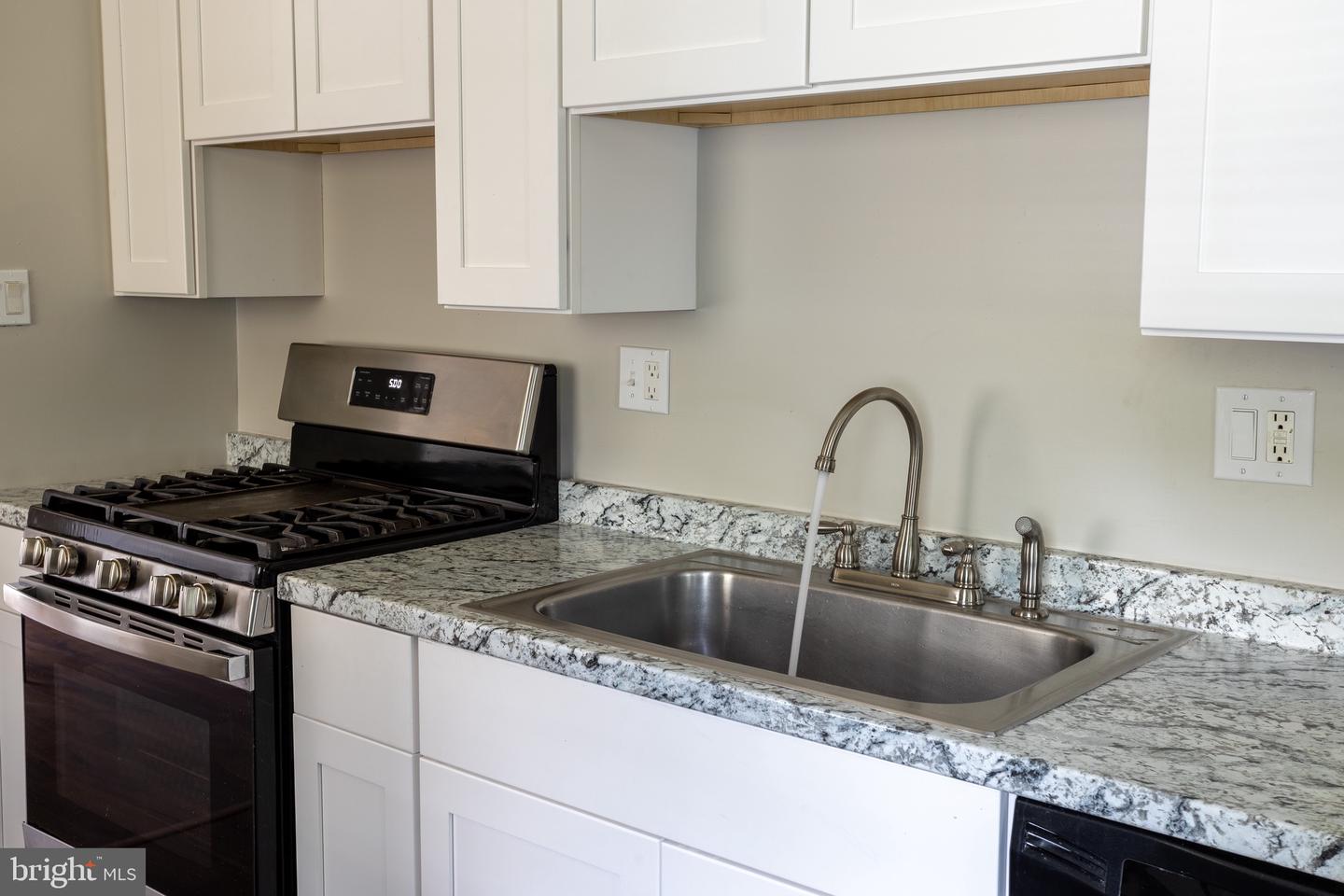 7526 ALBEMARLE DR, MANASSAS, Virginia 20111, 4 Bedrooms Bedrooms, ,2 BathroomsBathrooms,Residential,For sale,7526 ALBEMARLE DR,VAPW2097686 MLS # VAPW2097686