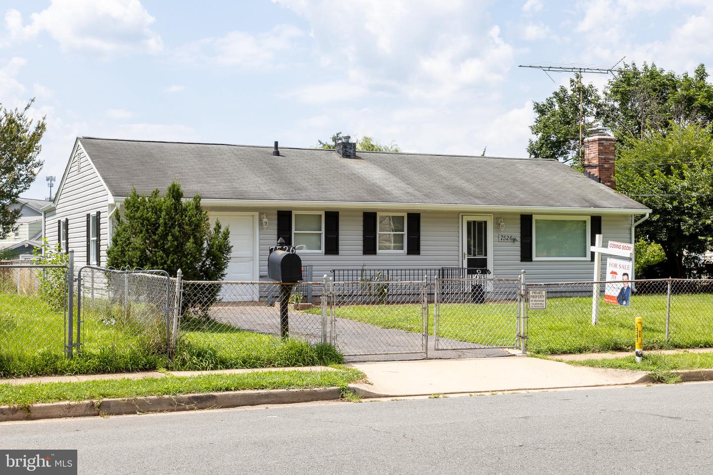 7526 ALBEMARLE DR, MANASSAS, Virginia 20111, 4 Bedrooms Bedrooms, ,2 BathroomsBathrooms,Residential,For sale,7526 ALBEMARLE DR,VAPW2097686 MLS # VAPW2097686