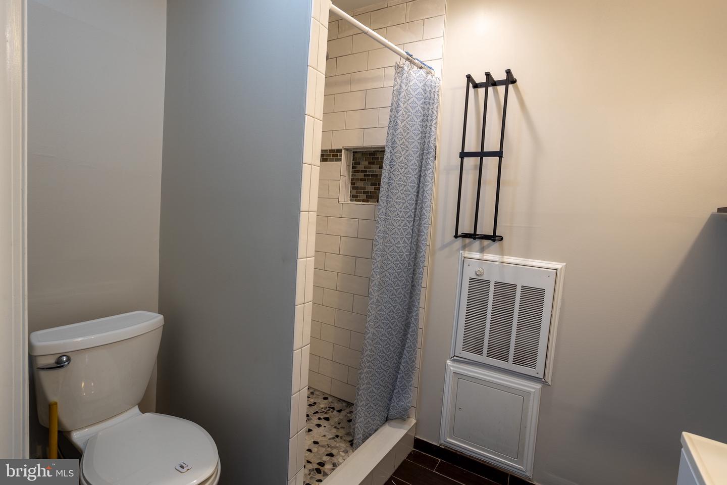 7526 ALBEMARLE DR, MANASSAS, Virginia 20111, 4 Bedrooms Bedrooms, ,2 BathroomsBathrooms,Residential,For sale,7526 ALBEMARLE DR,VAPW2097686 MLS # VAPW2097686