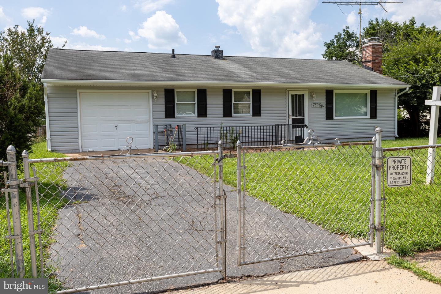 7526 ALBEMARLE DR, MANASSAS, Virginia 20111, 4 Bedrooms Bedrooms, ,2 BathroomsBathrooms,Residential,For sale,7526 ALBEMARLE DR,VAPW2097686 MLS # VAPW2097686