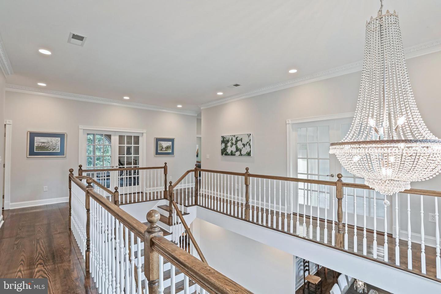 207 WESTVIEW DR, WINCHESTER, Virginia 22603, 7 Bedrooms Bedrooms, ,4 BathroomsBathrooms,Residential,For sale,207 WESTVIEW DR,VAFV2035104 MLS # VAFV2035104