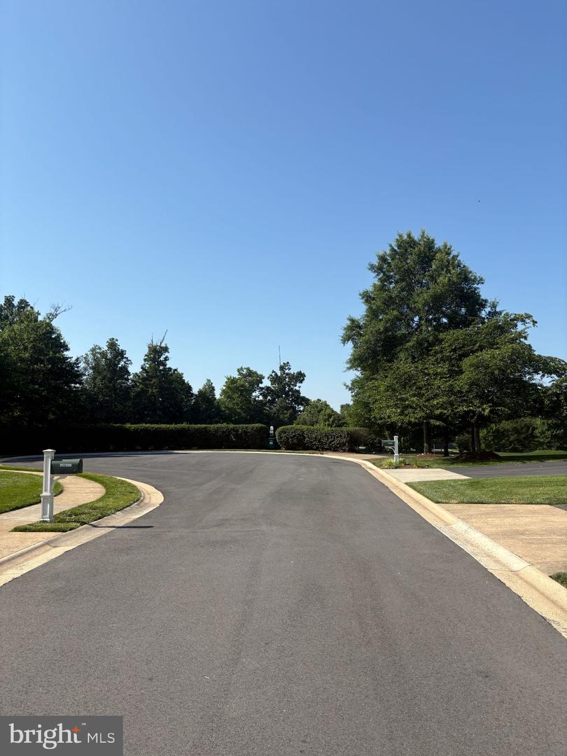 20385 MEDALIST DR, ASHBURN, Virginia 20147, 4 Bedrooms Bedrooms, ,4 BathroomsBathrooms,Residential,For sale,20385 MEDALIST DR,VALO2100506 MLS # VALO2100506