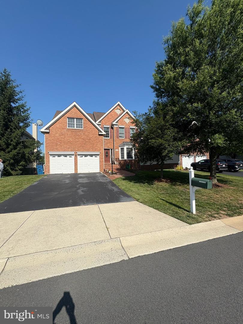 20385 MEDALIST DR, ASHBURN, Virginia 20147, 4 Bedrooms Bedrooms, ,4 BathroomsBathrooms,Residential,For sale,20385 MEDALIST DR,VALO2100506 MLS # VALO2100506