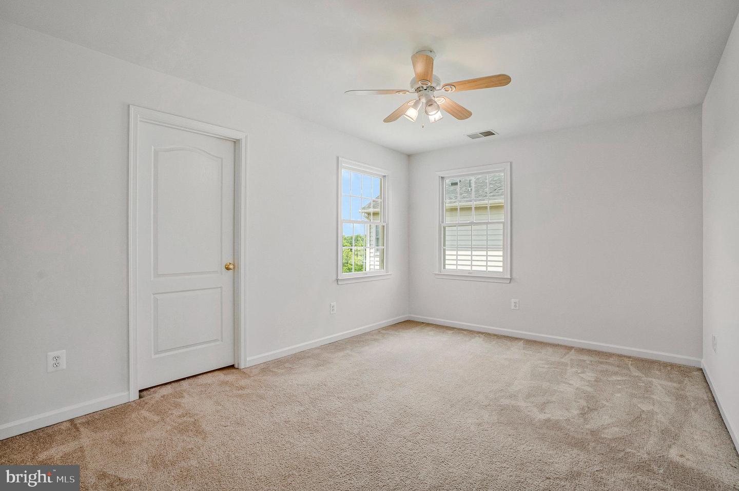 20385 MEDALIST DR, ASHBURN, Virginia 20147, 4 Bedrooms Bedrooms, ,4 BathroomsBathrooms,Residential,For sale,20385 MEDALIST DR,VALO2100506 MLS # VALO2100506