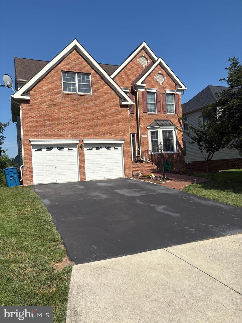20385 MEDALIST DR, ASHBURN, Virginia 20147, 4 Bedrooms Bedrooms, ,4 BathroomsBathrooms,Residential,For sale,20385 MEDALIST DR,VALO2100506 MLS # VALO2100506