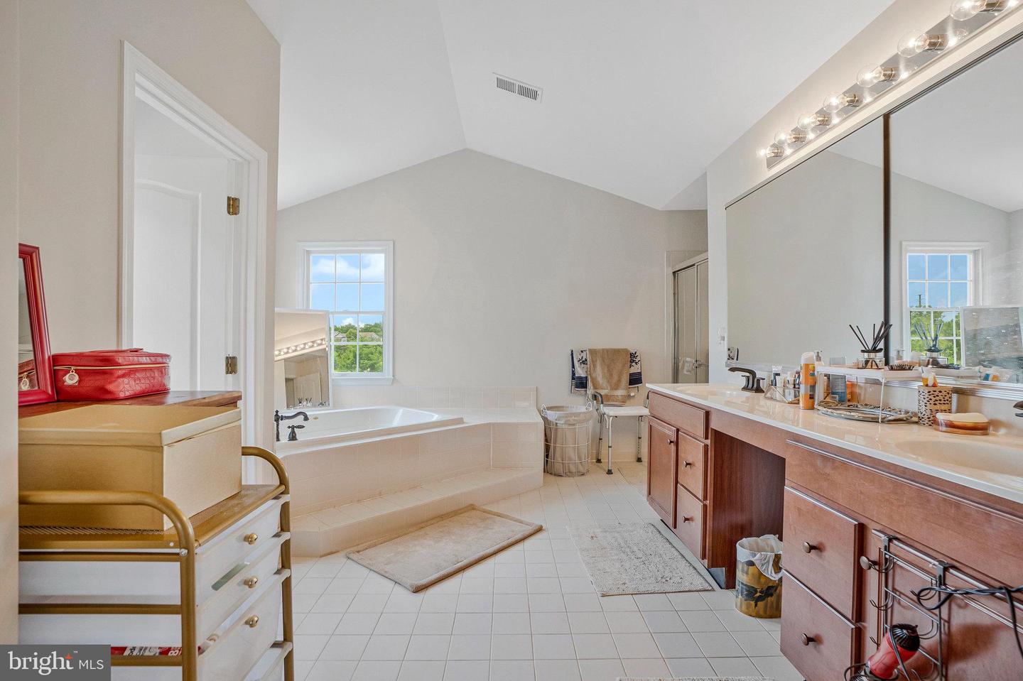 20385 MEDALIST DR, ASHBURN, Virginia 20147, 4 Bedrooms Bedrooms, ,4 BathroomsBathrooms,Residential,For sale,20385 MEDALIST DR,VALO2100506 MLS # VALO2100506