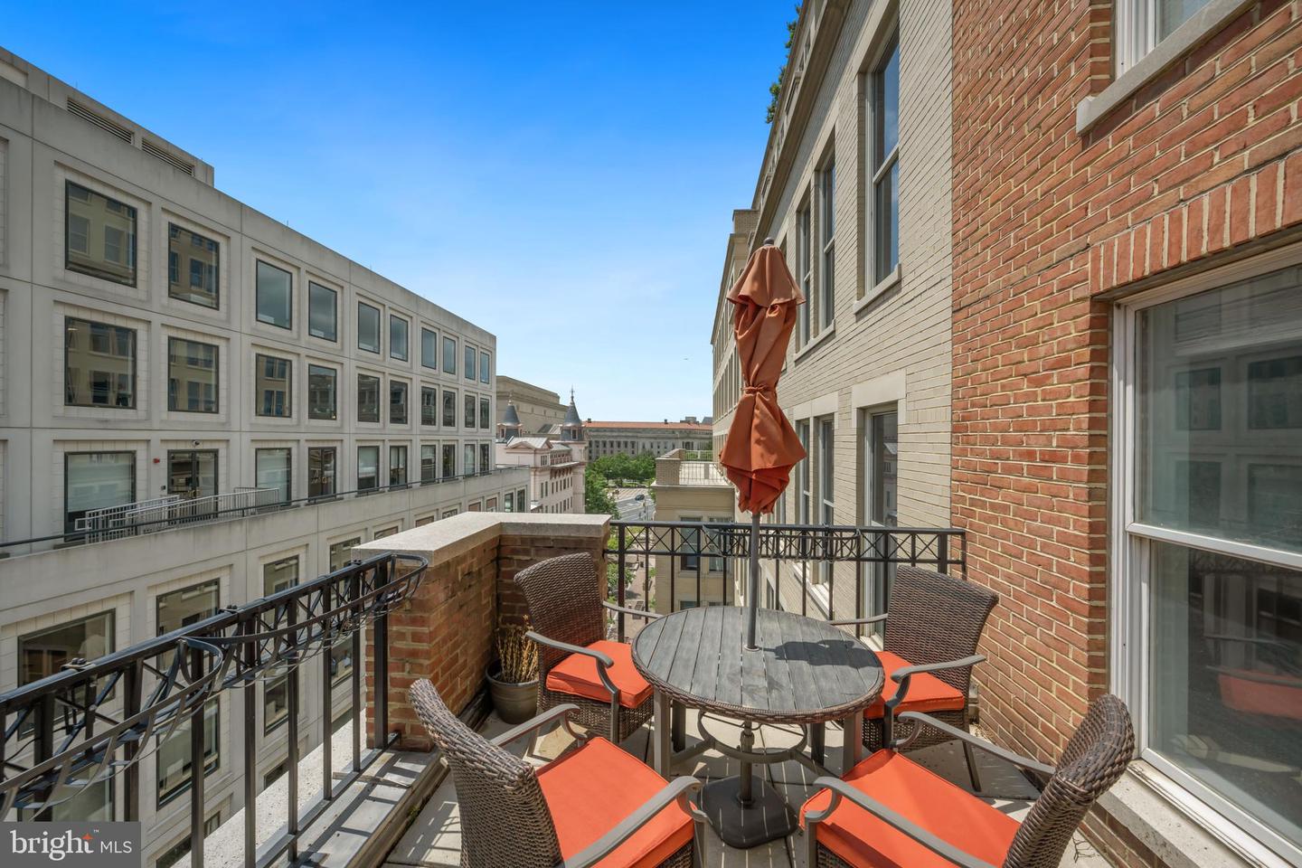 601 PENNSYLVANIA AVE NW #812, WASHINGTON, District Of Columbia 20004, 1 Bedroom Bedrooms, ,1 BathroomBathrooms,Residential,For sale,601 PENNSYLVANIA AVE NW #812,DCDC2207786 MLS # DCDC2207786