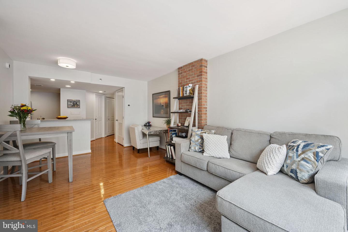 601 PENNSYLVANIA AVE NW #812, WASHINGTON, District Of Columbia 20004, 1 Bedroom Bedrooms, ,1 BathroomBathrooms,Residential,For sale,601 PENNSYLVANIA AVE NW #812,DCDC2207786 MLS # DCDC2207786