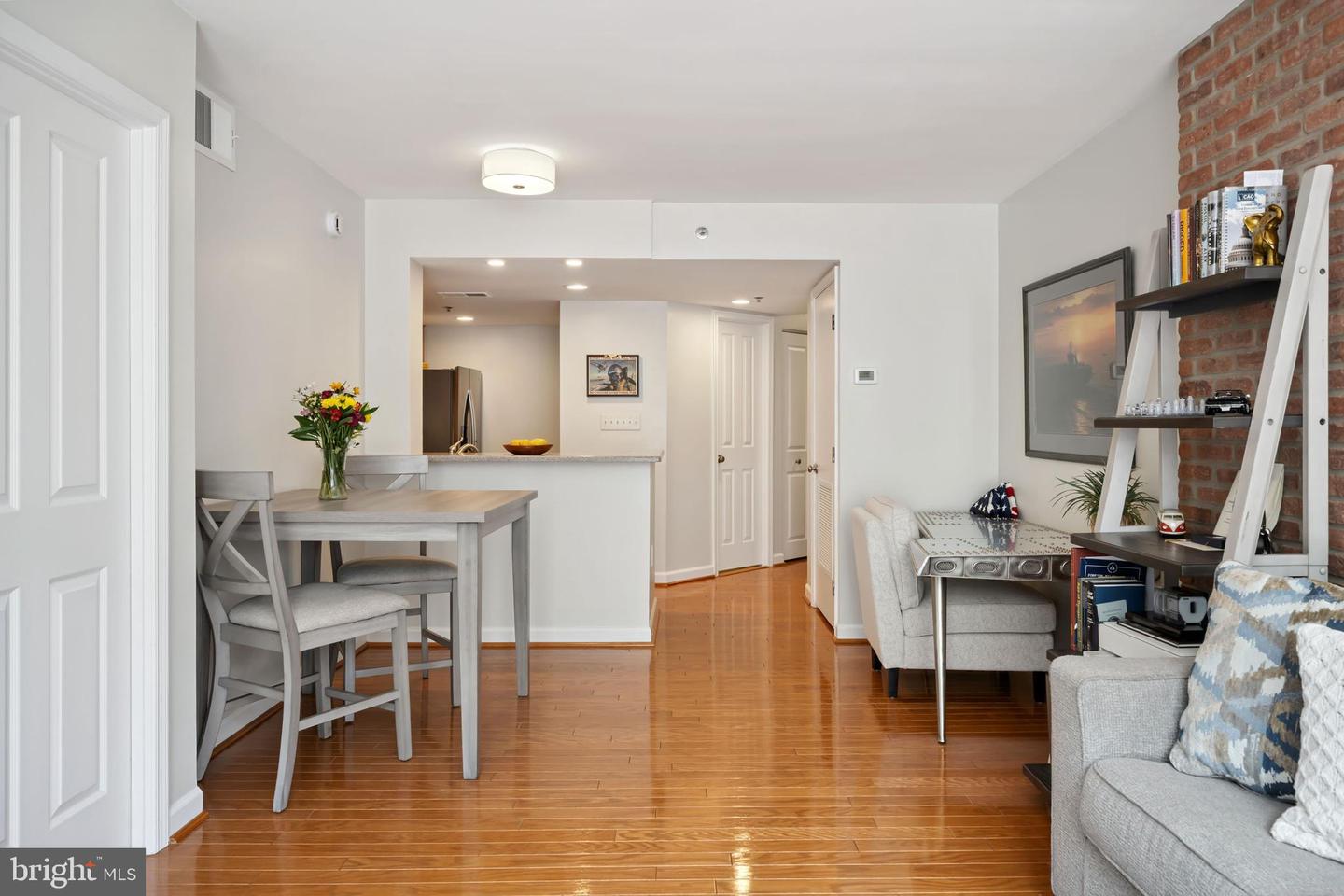 601 PENNSYLVANIA AVE NW #812, WASHINGTON, District Of Columbia 20004, 1 Bedroom Bedrooms, ,1 BathroomBathrooms,Residential,For sale,601 PENNSYLVANIA AVE NW #812,DCDC2207786 MLS # DCDC2207786