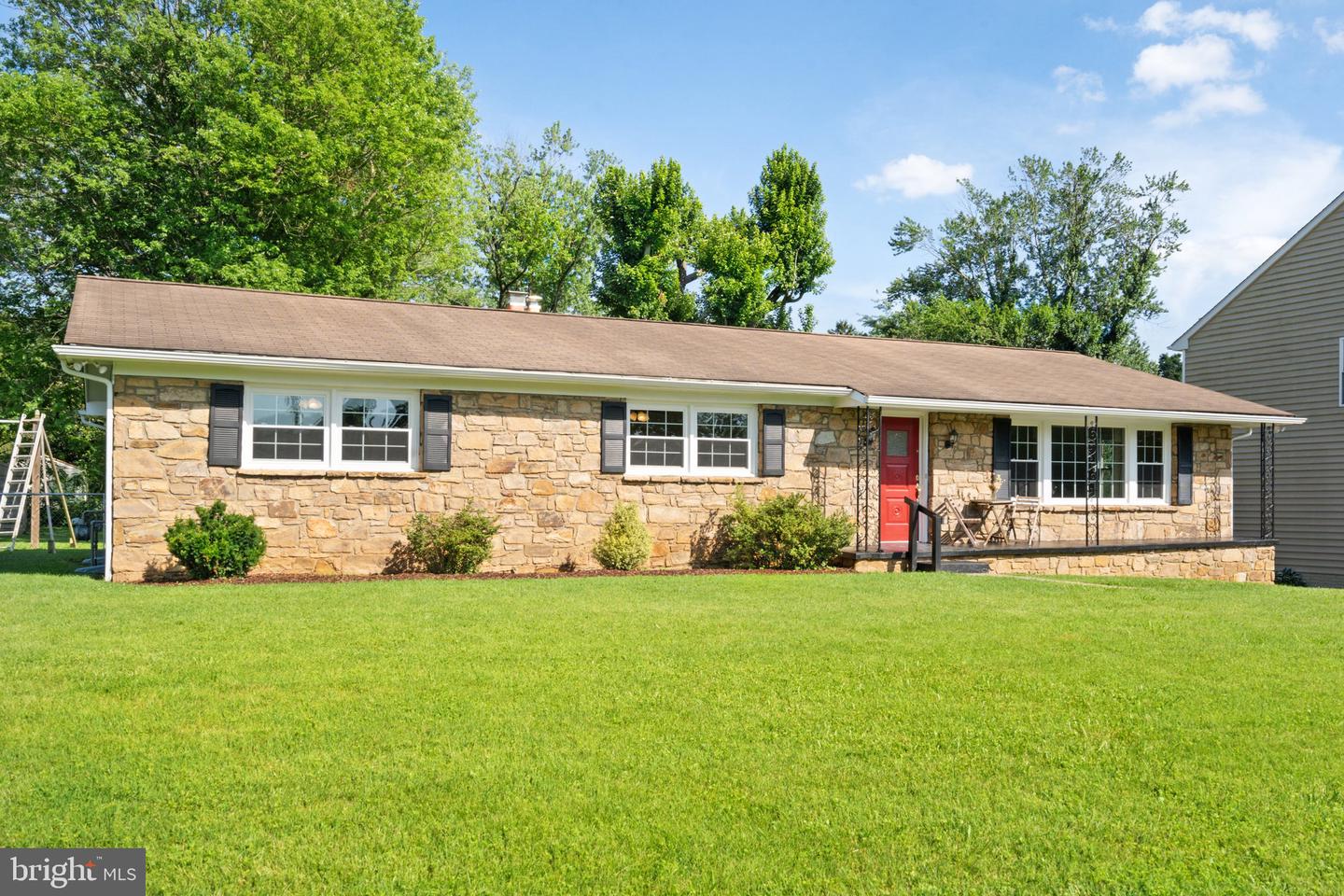 131 MOSER RD, WARRENTON, Virginia 20186, 4 Bedrooms Bedrooms, ,3 BathroomsBathrooms,Residential,For sale,131 MOSER RD,VAFQ2017210 MLS # VAFQ2017210