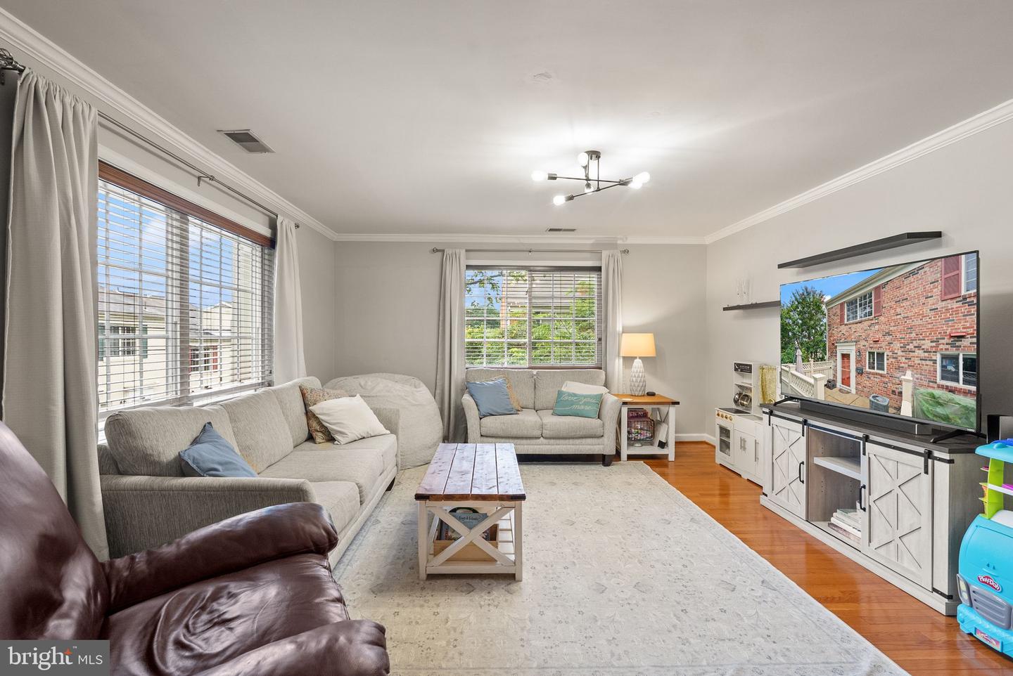 1475-C N VAN DORN ST, ALEXANDRIA, Virginia 22304, 2 Bedrooms Bedrooms, ,1 BathroomBathrooms,Residential,For sale,1475-C N VAN DORN ST,VAAX2047012 MLS # VAAX2047012