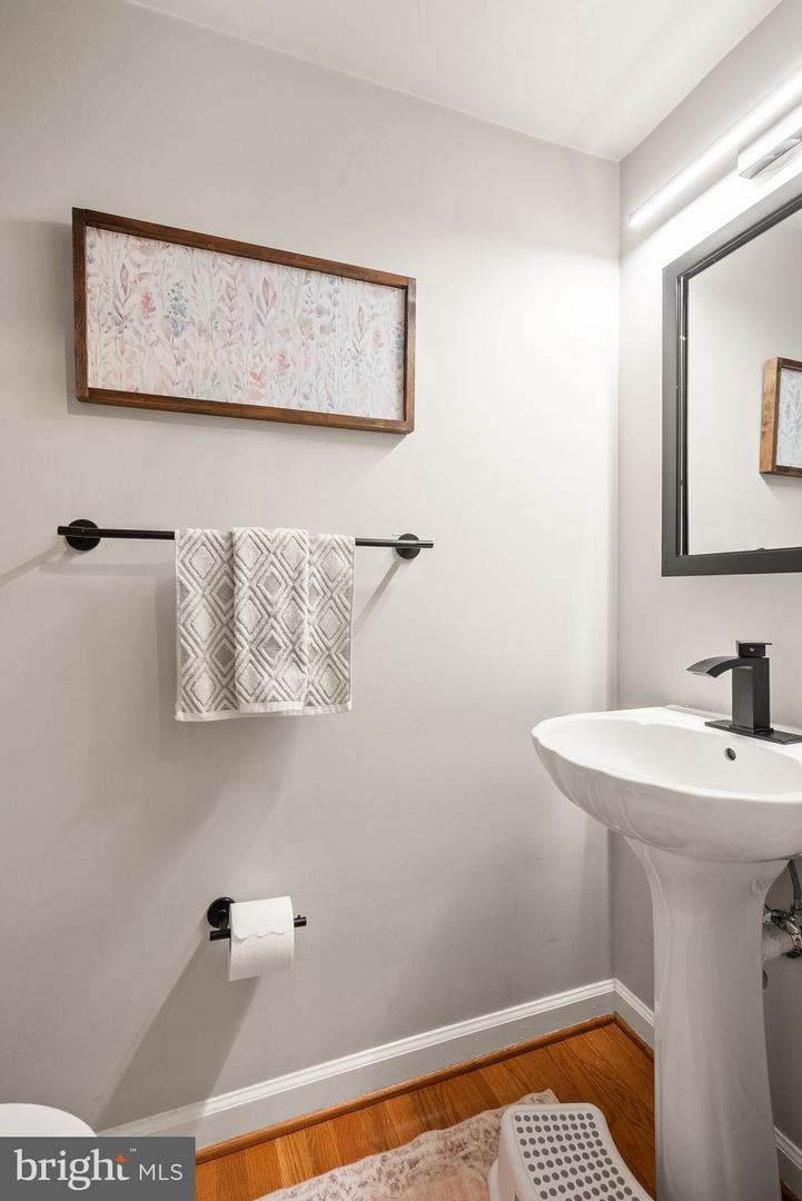 1475-C N VAN DORN ST, ALEXANDRIA, Virginia 22304, 2 Bedrooms Bedrooms, ,1 BathroomBathrooms,Residential,For sale,1475-C N VAN DORN ST,VAAX2047012 MLS # VAAX2047012