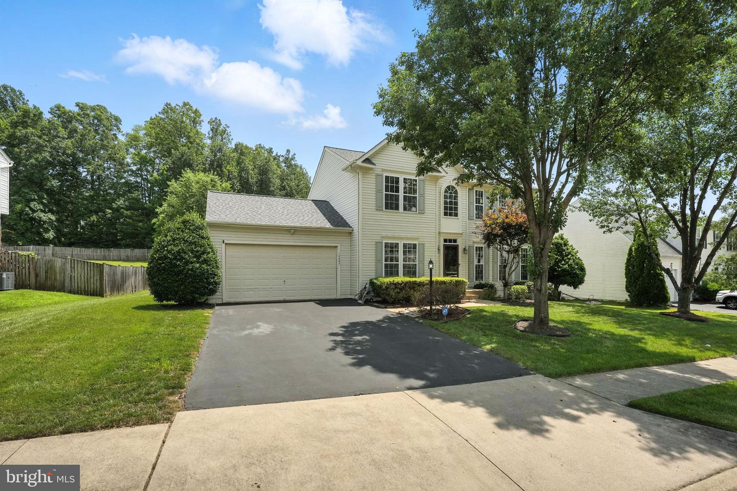 17665 AVENEL LN, DUMFRIES, Virginia 22026, 5 Bedrooms Bedrooms, ,3 BathroomsBathrooms,Residential,For sale,17665 AVENEL LN,VAPW2098188 MLS # VAPW2098188