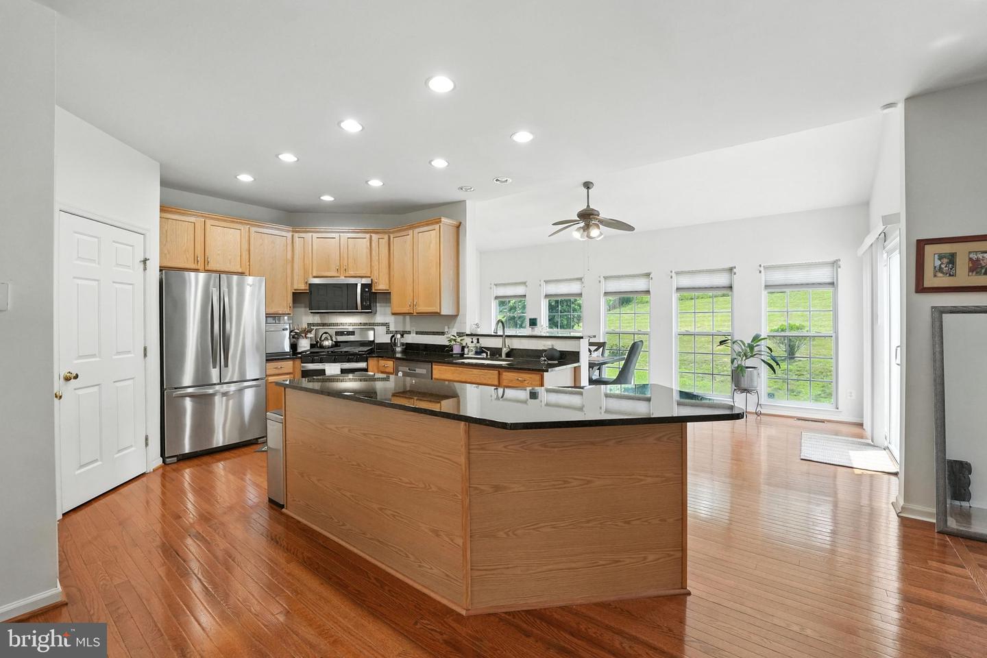 17665 AVENEL LN, DUMFRIES, Virginia 22026, 5 Bedrooms Bedrooms, ,3 BathroomsBathrooms,Residential,For sale,17665 AVENEL LN,VAPW2098188 MLS # VAPW2098188